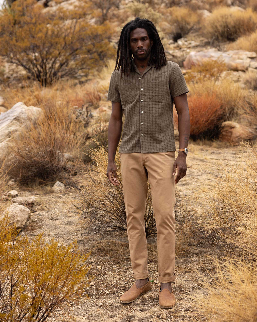The Conrad Shirt in Fatigue Olive Dobby Stripe