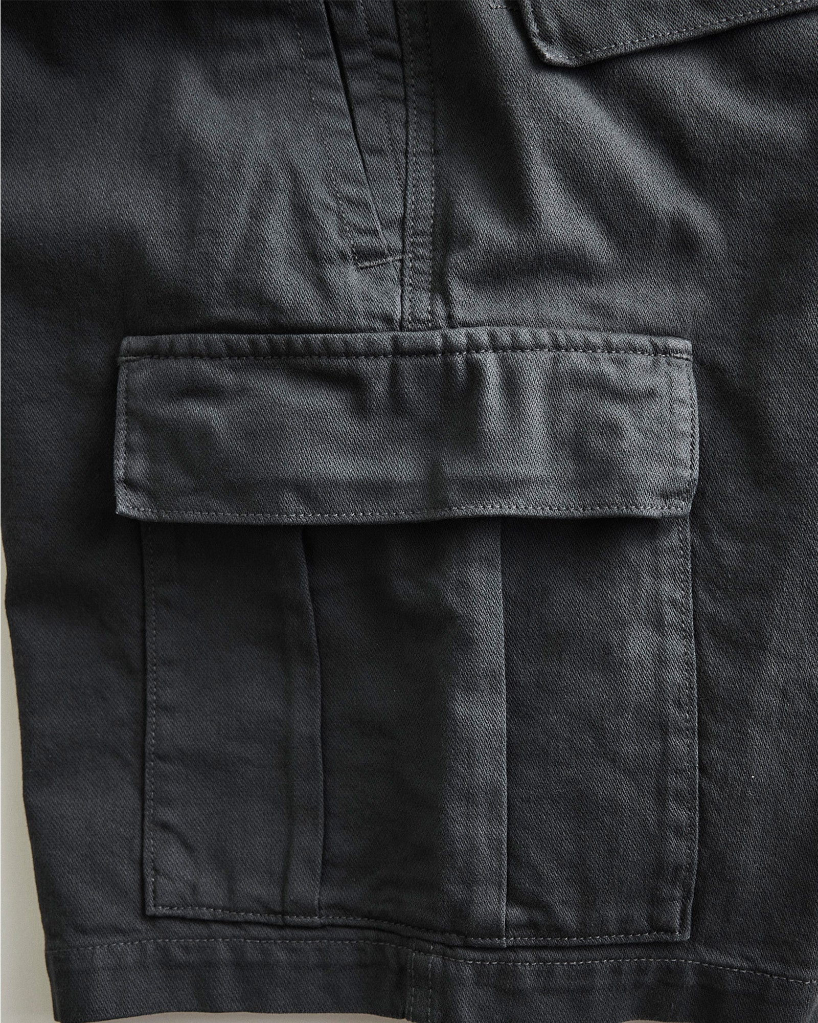 The Tommie Short in Faded Black Broken Twill